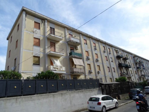 1.complesso edilizio